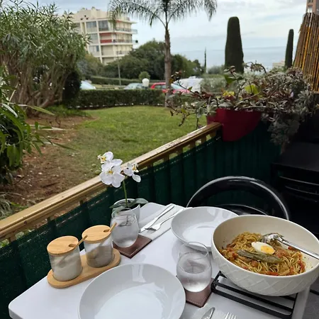 Mirazur Bed & Breakfast